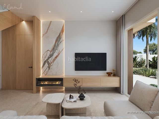 Chalet en venta en Orihuela, Campoamor. Villa de lujo con 3 dormitorios, solárium y piscina privada, cerca de la playa en Campoamor. Chalets.