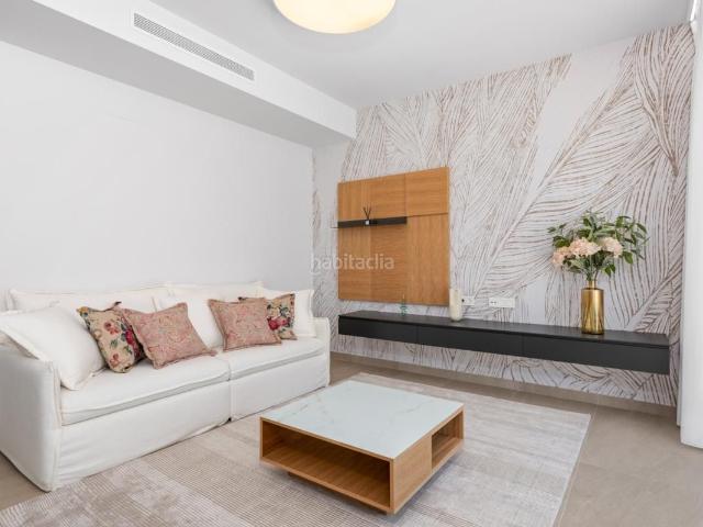 Chalet en venta en Orihuela, Campoamor. Villa de 3 dormitorios y 2 baños con piscina y terraza en Orihuela. Chalets.