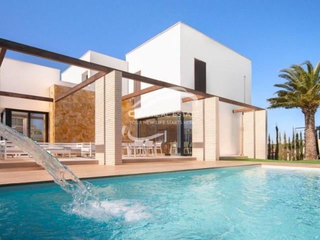 Chalet en venta en Orihuela, Campoamor