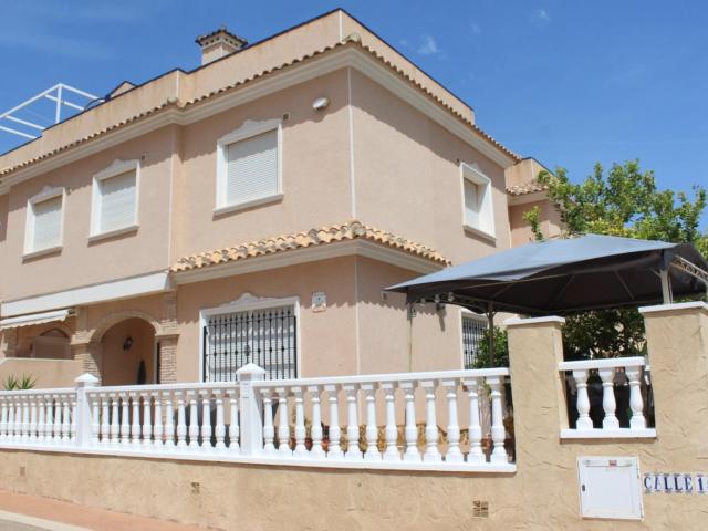 Chalet en venta en Orihuela Alicante