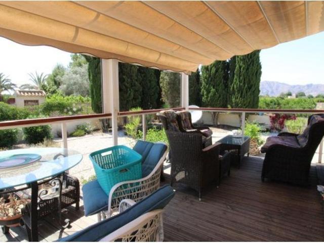 Chalet en Venta en Orihuela, Alicante