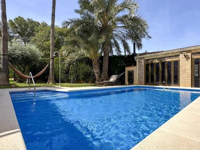 Chalet en venta en Orihuela Alicante