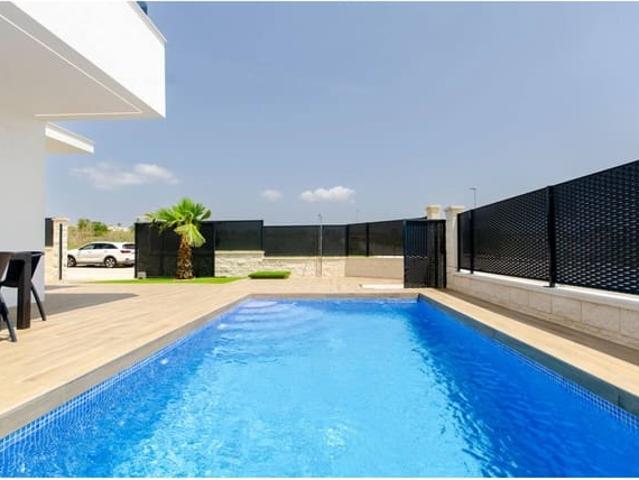 Chalet en venta en Orihuela, Alicante