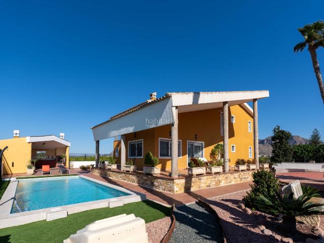 Chalet en venta en Orihuela, Desamparados Hurchillo Torremendo. CHALET INDEPENDIENTE. Chalets.