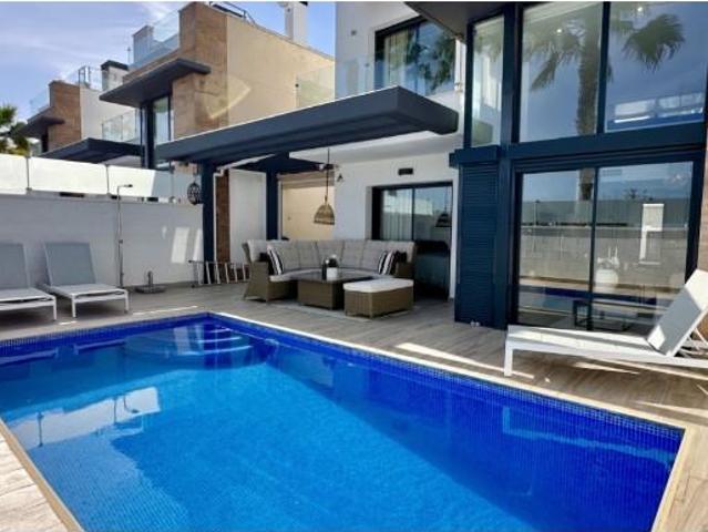 Chalet en venta en Orihuela, Lomas de Cabo Roig Los Dolses