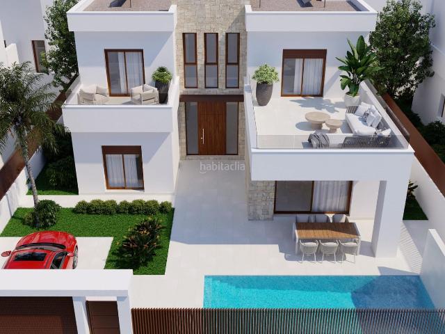 Chalet en venta en Orihuela, Lomas de Cabo Roig Los Dolses. Impresionante Villa en Vistabella Golf, Orihuela por 649.000. Chalets.