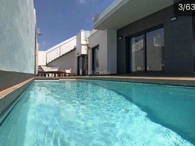 Chalet en venta en Orihuela, Lomas de Cabo Roig Los Dolses. Villa independiente con piscina privada y solárium Lomas de Cabo Roig Orihuela Costa. Chalets.