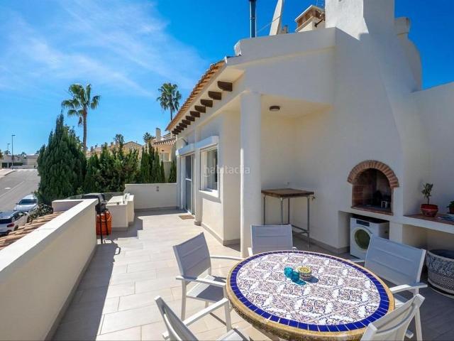 Chalet en venta en Orihuela, Lomas de Campoamor Las Ramblas. CHALET DE 4 DORMITORIOS 3 BAÑOS EN ORIHUELA COSTA LAS RAMBLAS GOLF. Chalets.