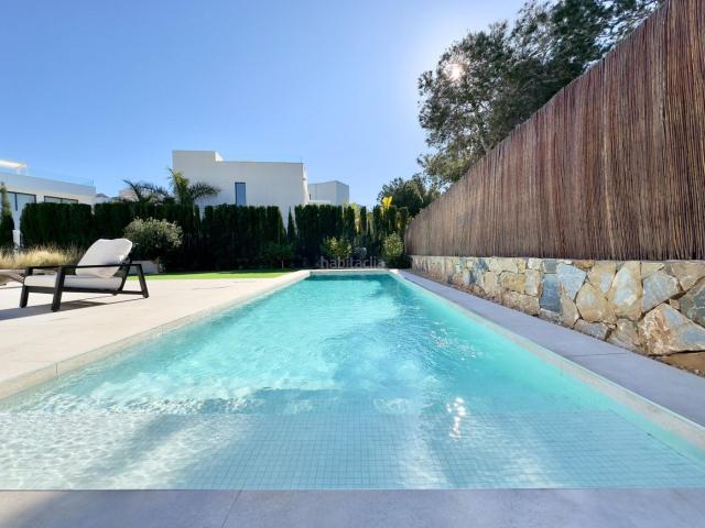 Chalet en venta en Orihuela, Lomas de Campoamor Las Ramblas. Chalets.