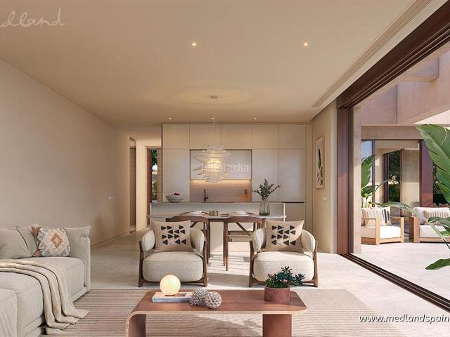 Chalet en venta en Orihuela, Lomas de Campoamor Las Ramblas. Villa exclusiva con 3 dormitorios, sótano y piscina privada en Las Colinas Golf Resort. Chalets.