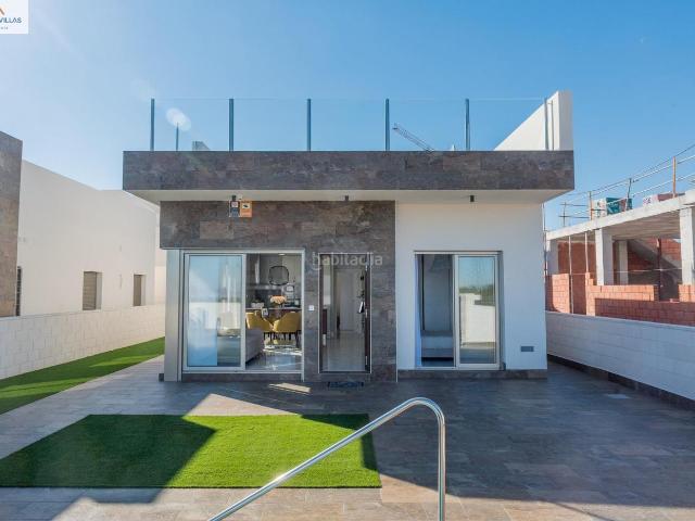 Chalet en venta en Orihuela, Los Almendros. 22N. Chalets.