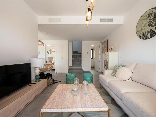 Chalet en venta en Orihuela, Los Almendros. Chalets.
