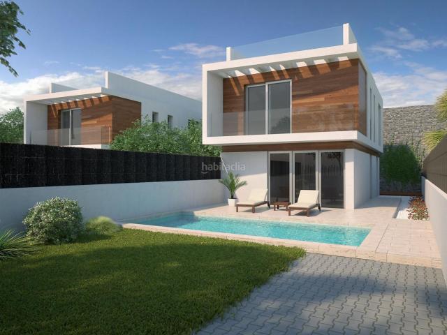 Chalet en venta en Orihuela, Los Almendros. Modernas villas en Villamartin. Chalets.