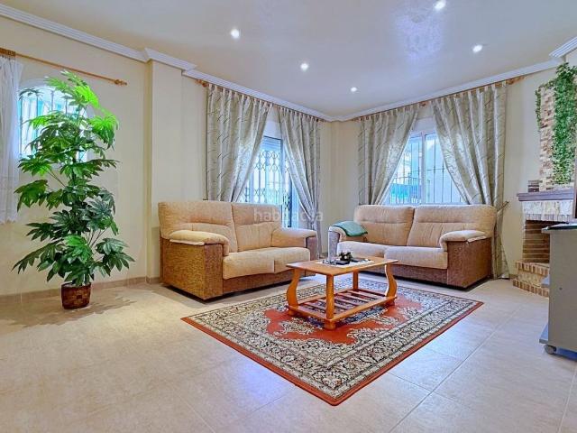 Chalet en venta en Orihuela, Los Balcones y los Altos. Casa en Punta Prima. Chalets.