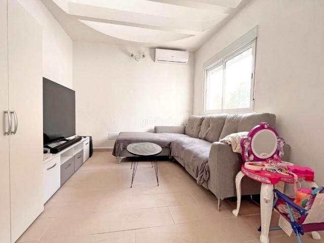 Chalet en venta en Orihuela, La Florida. TOTALMENTE REFORMADO! CHALET SEMIINDEPENDIENTE EN ORIHUELA COSTA. Chalets.