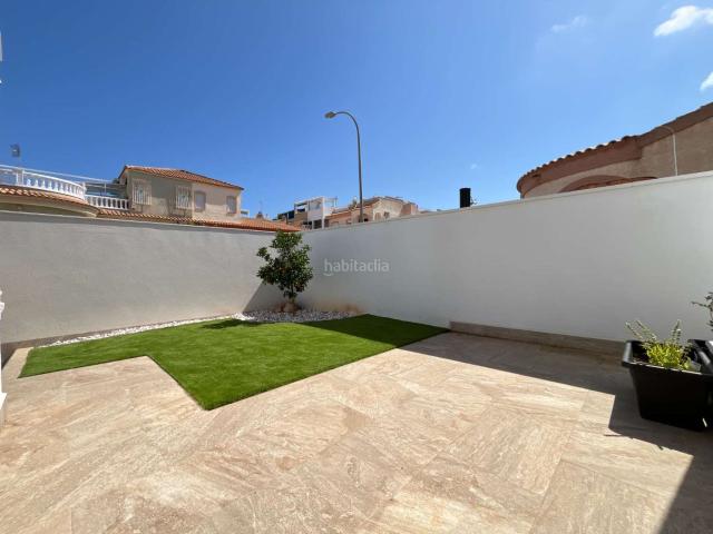 Chalet en venta en Orihuela, La Florida. Chalets.