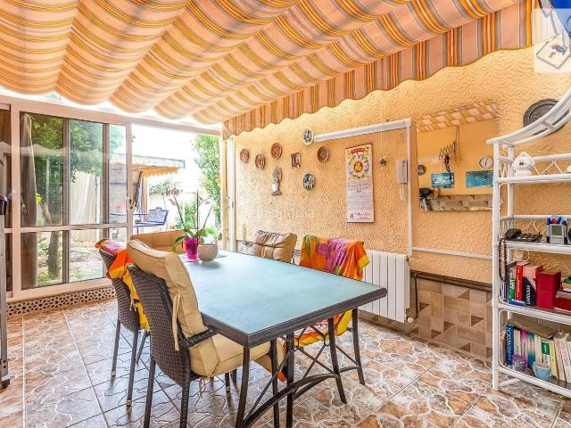 Chalet en venta en Orihuela, La Florida. Chalets.
