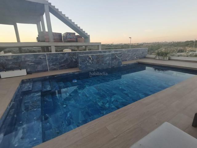 Chalet en venta en Orihuela, La Regia. VILLA DE LUJO. Chalets.