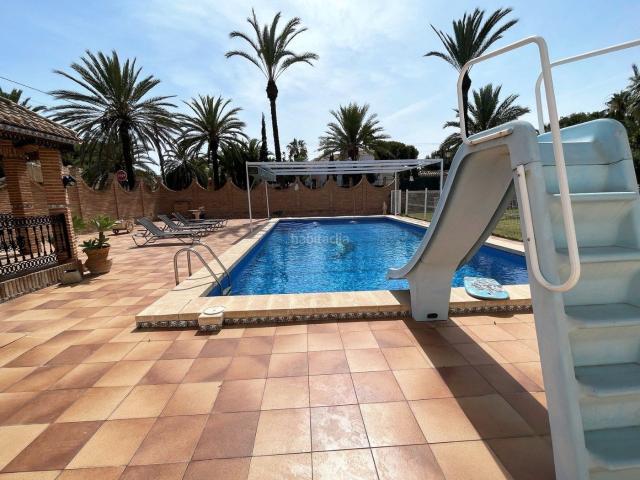 Chalet en venta en Orihuela, La Regia. Villa independiente cerca del mar!. Chalets.