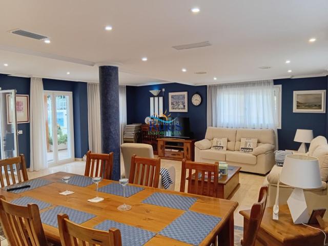Chalet en venta en Oropesa del Mar, El Balcó Jaume I. Chalet luminoso y espacioso en venta un oasis de confort y elegancia. Chalets Oropesa del.