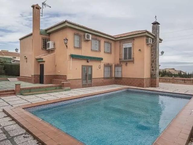 Chalet en venta en Otura, Granada
