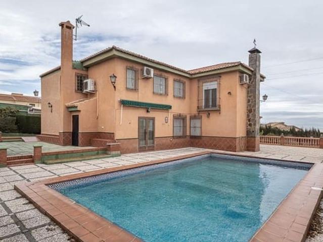 Chalet en venta en Otura, Granada