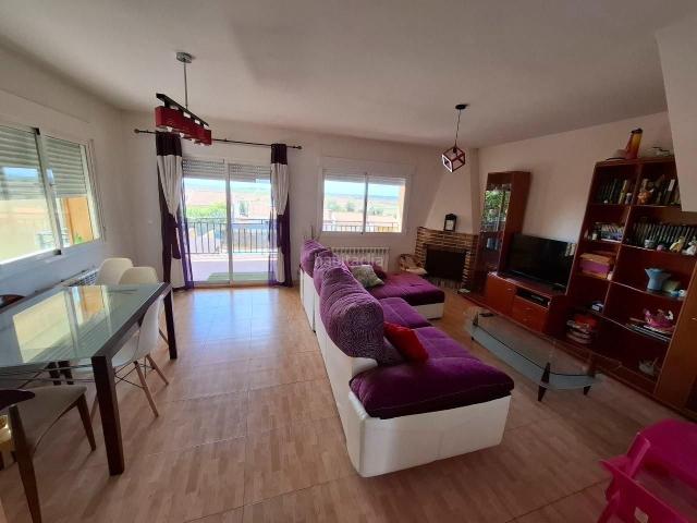 Chalet en venta en Otero. Chalets.