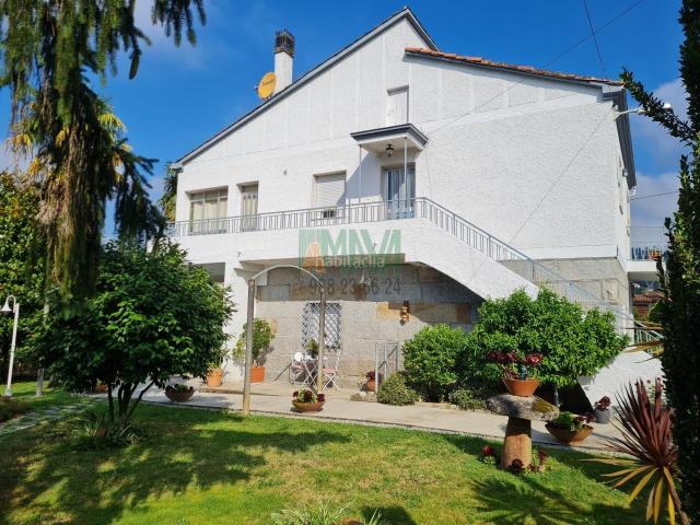 Chalet en venta en Ourense, Ventiun. Chalets.