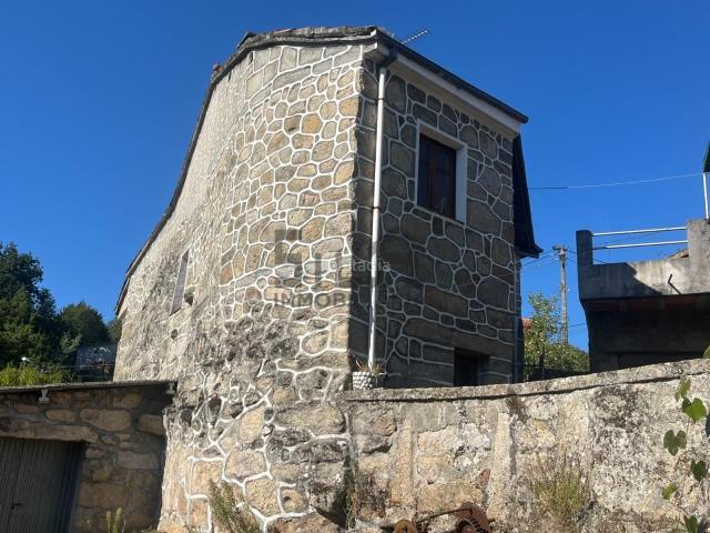 Chalet en venta en Ourense, Ventiun. Chalets.