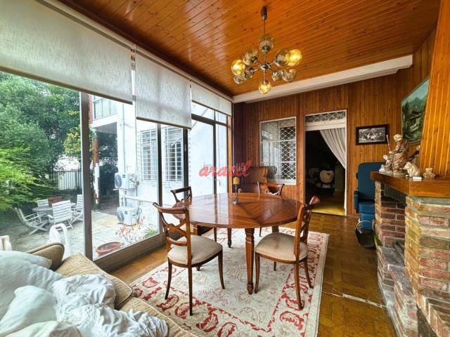 Chalet en venta en Ourense, Centro. Chalets.