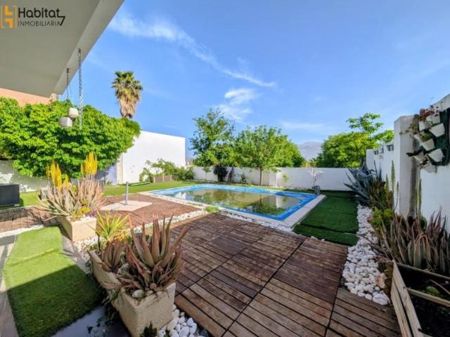 Chalet en venta en Loja, Urbanizacion Las Penas y Viso