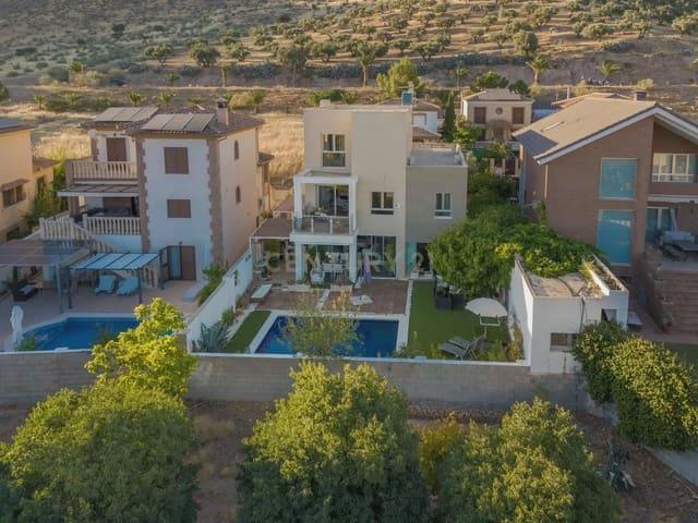 Chalet en venta en Loja, Granada