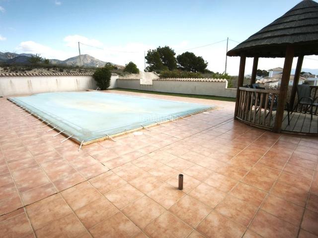 Chalet en venta en Lorca, Zarzadilla de Totana. VILLA DE LUJO EXCLUSIVA CERCA DE LORCA. Chalets.