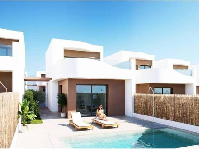 Chalet en venta en Los Montesinos, Alicante Costa Blanca