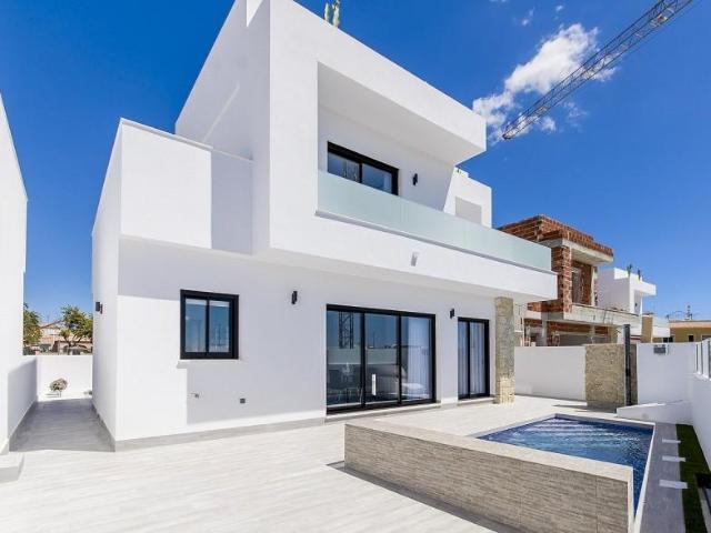 Chalet en venta en Los Montesinos, La herrada