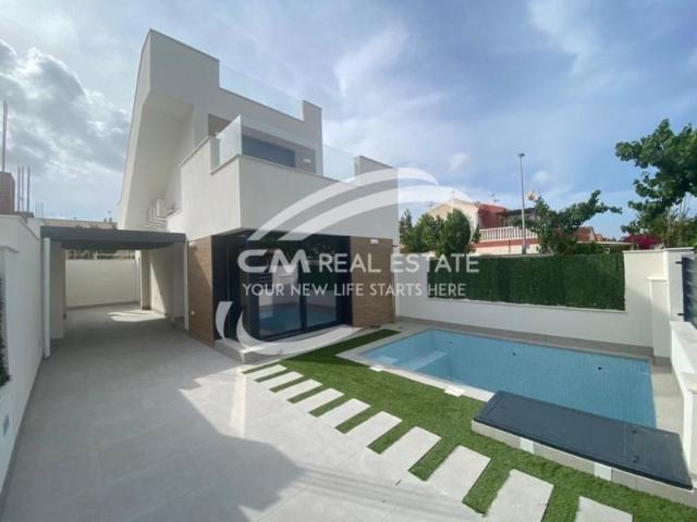 Chalet en venta en Los Alcázares