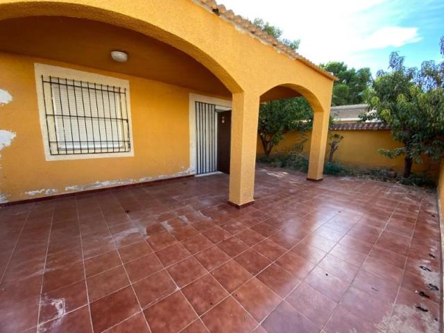 Chalet en venta en Los Alcázares, Las Lomas del Rame Bahía Bella