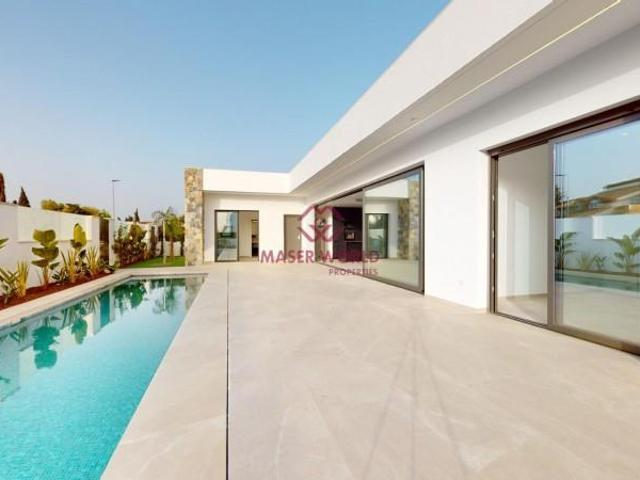 Chalet en venta en Los Alcázares, Serena Golf