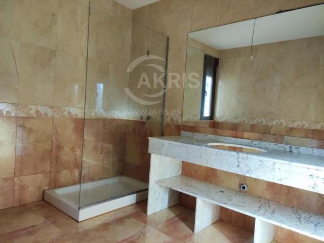 Chalet en venta en Layos