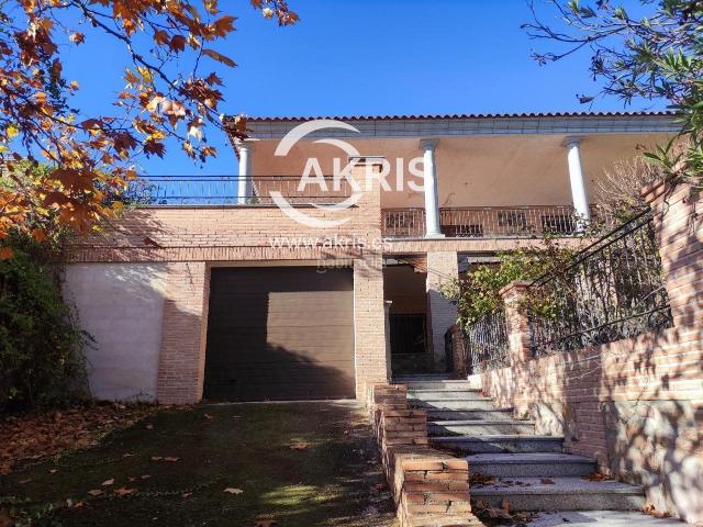 Chalet en venta en Layos. en Layos. Chalets.
