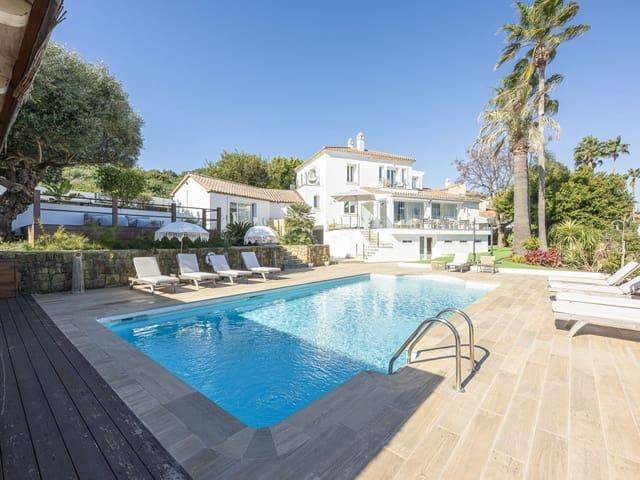 Chalet en venta en La Duquesa / Puerto de la Duquesa, Málaga Costa del Sol
