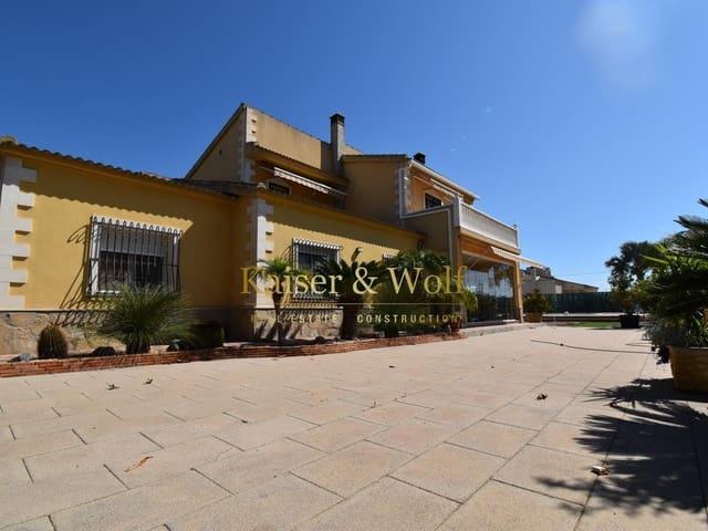 Chalet en venta en La Hoya, Alicante Costa Blanca