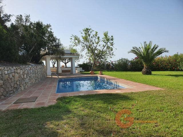 Chalet en venta en La Herradura, Granada Costa Tropical