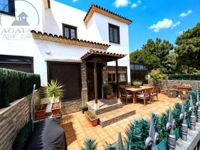 Chalet en venta en La Laguna, Tenerife North