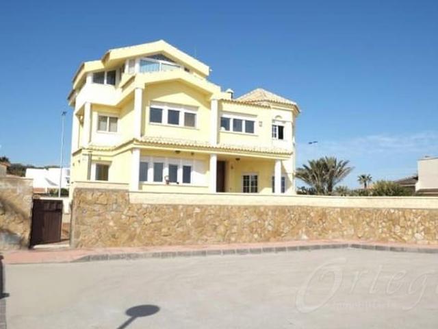Chalet en venta en La Manga del Mar Menor, Murcia Costa Cálida
