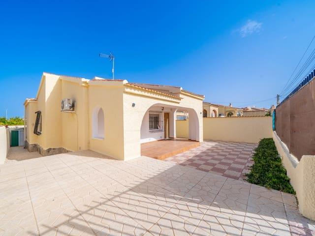 Chalet en venta en La Marina, Alicante Costa Blanca