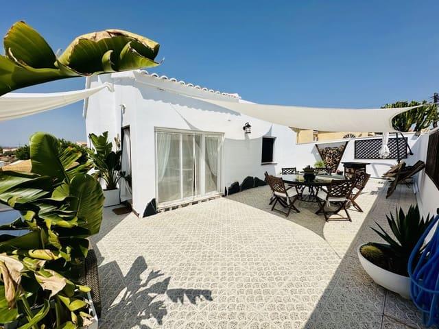 Chalet en venta en La Marina, Alicante Costa Blanca