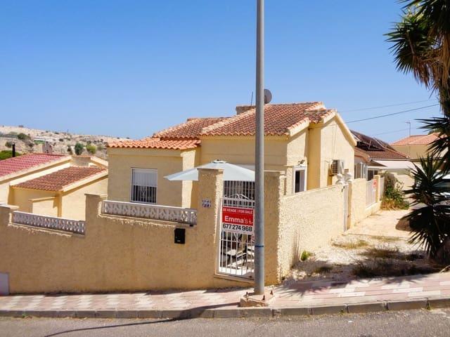 Chalet en venta en La Marina, Alicante Costa Blanca
