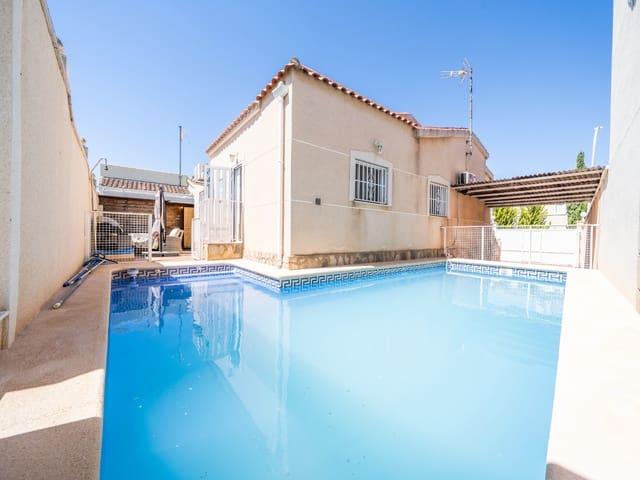 Chalet en venta en La Marina, Alicante Costa Blanca