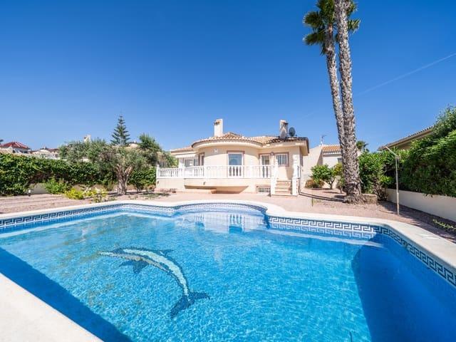 Chalet en venta en La Marina, Alicante Costa Blanca